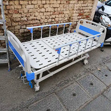 Electric Semi Fowler Hospital Bed with Adjustable Backrest
